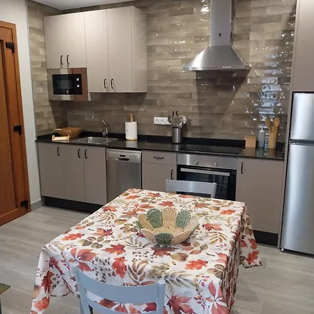 El Rato Rurales Apartment *