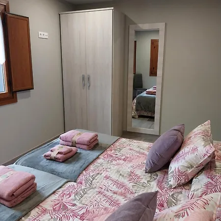 El Rato Rurales Apartment *